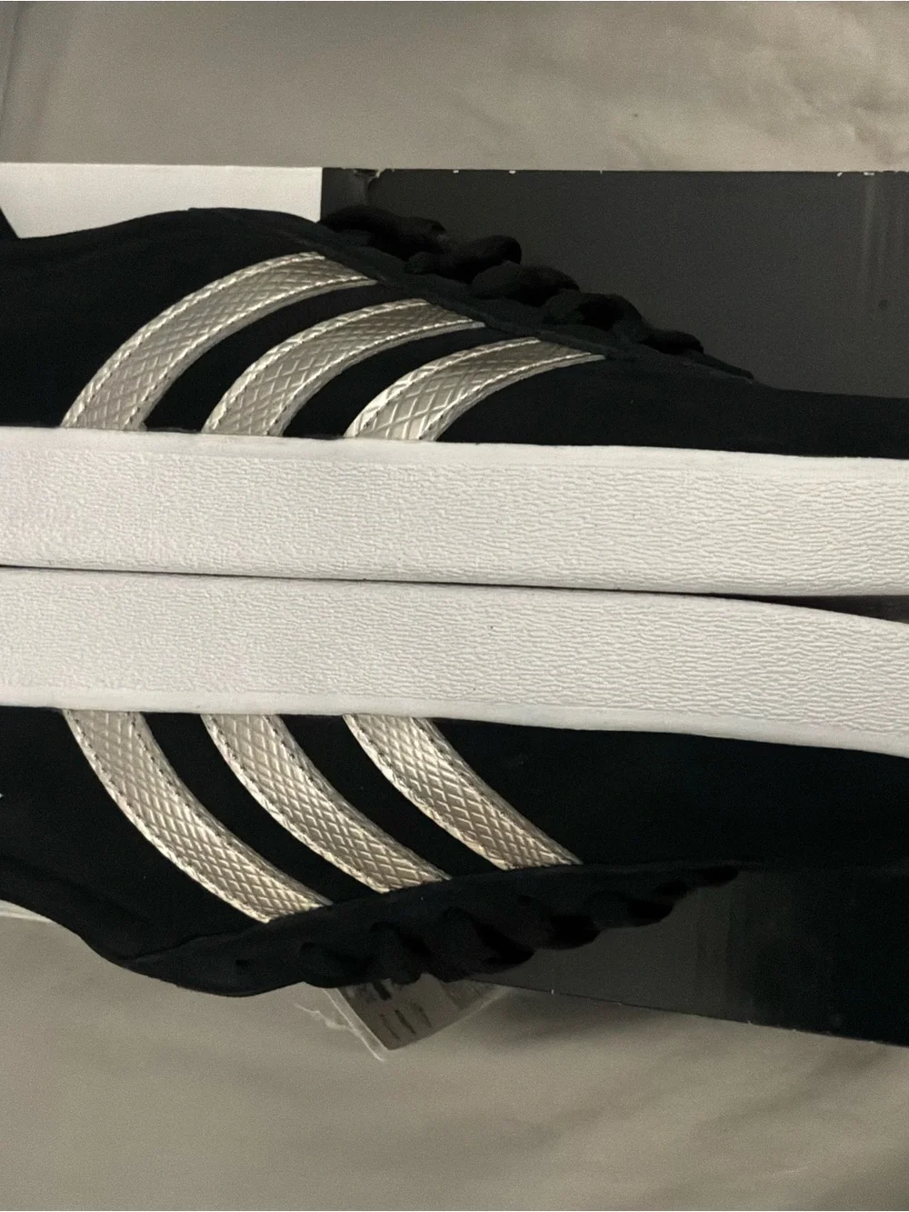 Adidas VL Court 2.0 Suede Sneakers Silver/Black Men's Size 9.5 US (42 EU) NWT